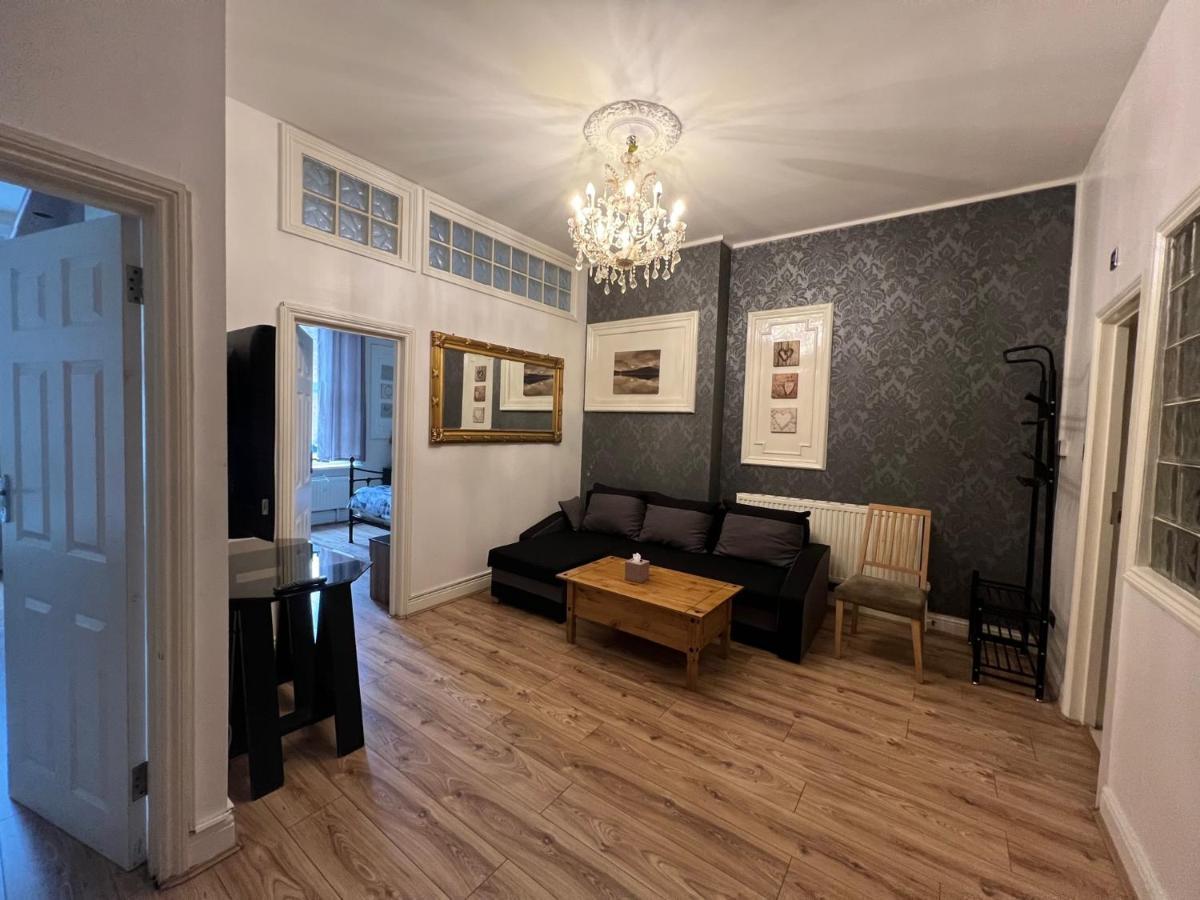 Comfy Apartments - Finchley Road Londra Esterno foto